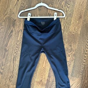 Athleta Accelerate Crop 3/4 Black Performance Leggings
